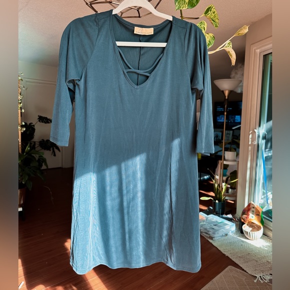 Flowy Navy Blue Mini Dress (M) NWT - Picture 5 of 5